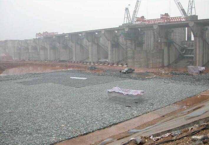 雷諾護墊在河岸防護中的效果優勢